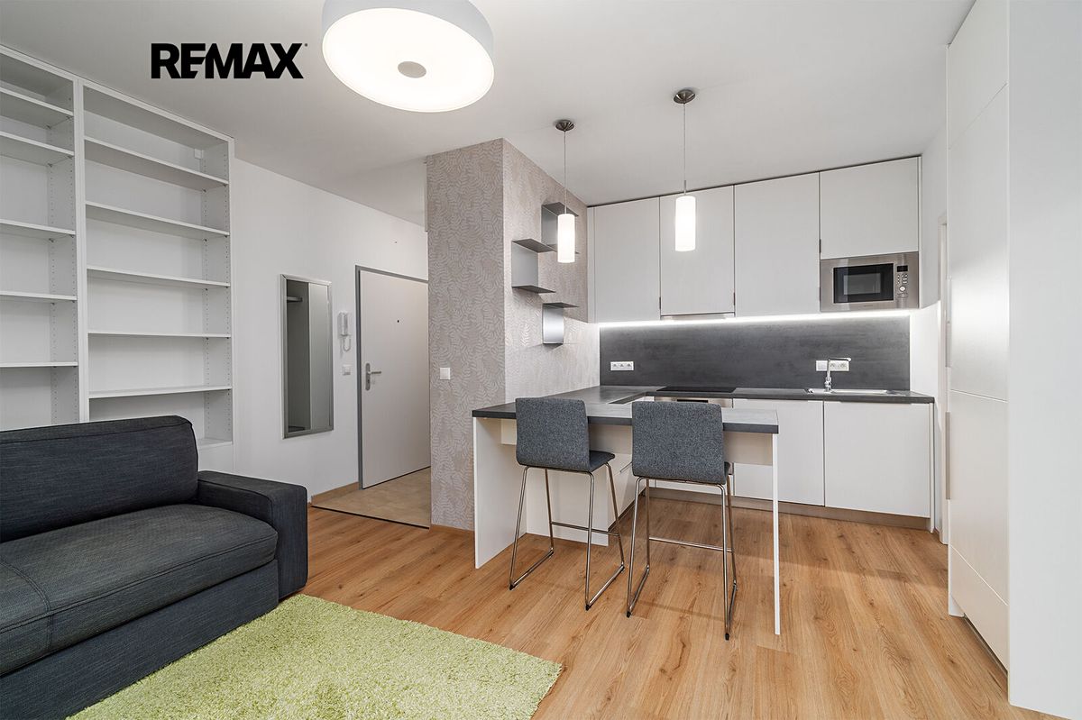 Pronájem bytu 2+kk 40 m²