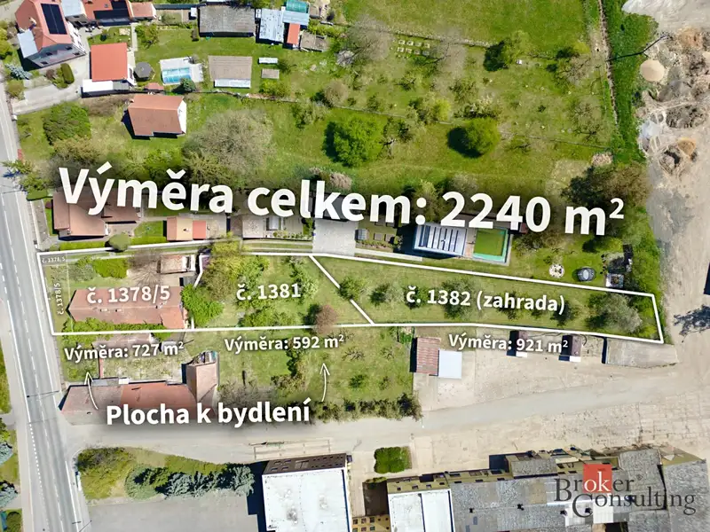 Prodej stavebního pozemku 2219 m², Holice – náhled fotky 2