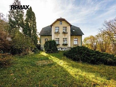Prodej  rodinného domu 216 m², pozemek 2 246 m²