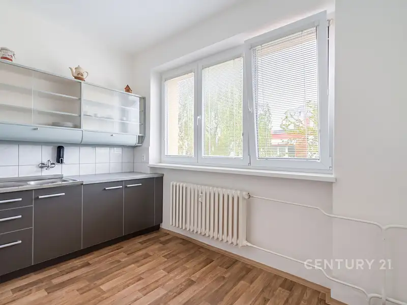 Pronájem bytu 1+1 38 m², Třinec – náhled fotky 1