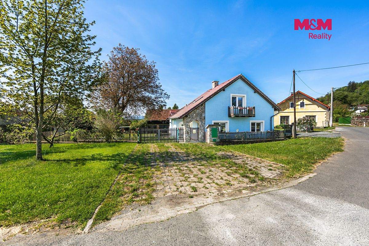 Prodej rodinného domu 101 m², pozemek 1882 m² – fotografie 2