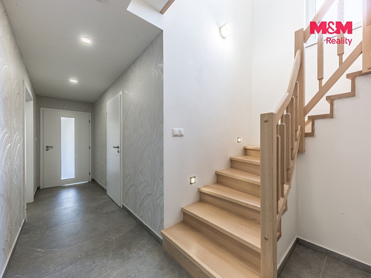 Prodej domu, 341 m² (14 z 27)