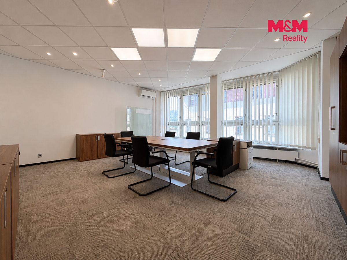 Pronájem kanceláře 38 m² – fotografie 2
