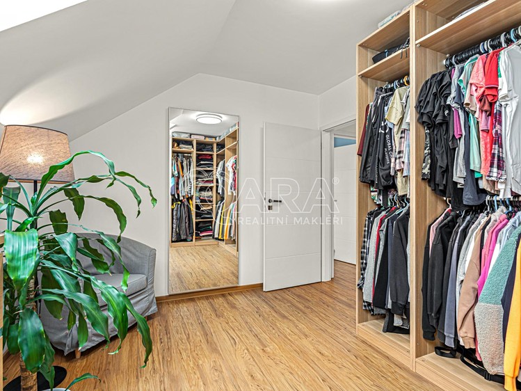 Будинок на продаж, 131 м² (23 з 43)