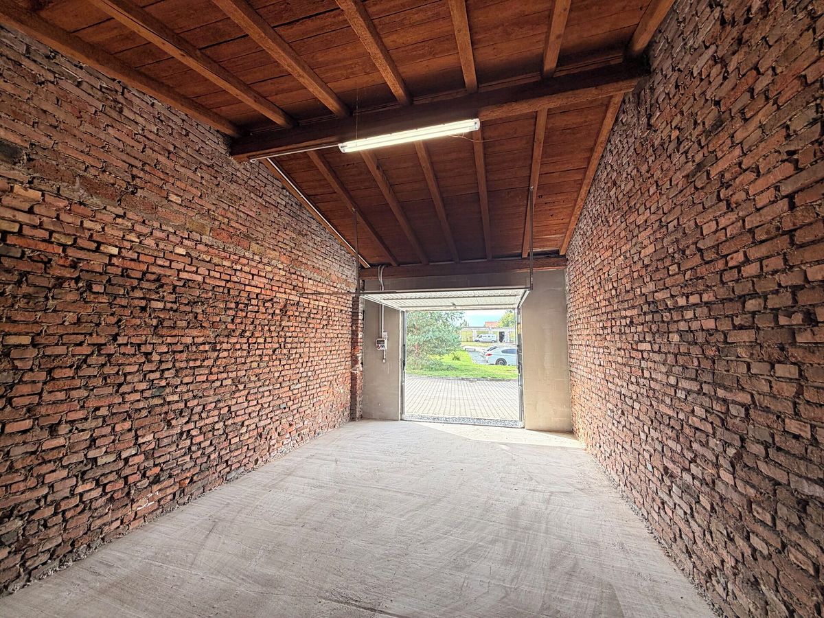 Pronájem skladového prostoru 36 m² – fotografie 2