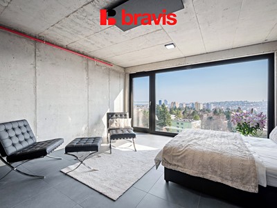 Pronájem bytu 1+kk 40 m²