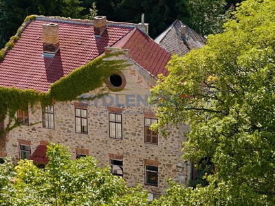 Haus zum Kauf, 190 m² (2 von 21)