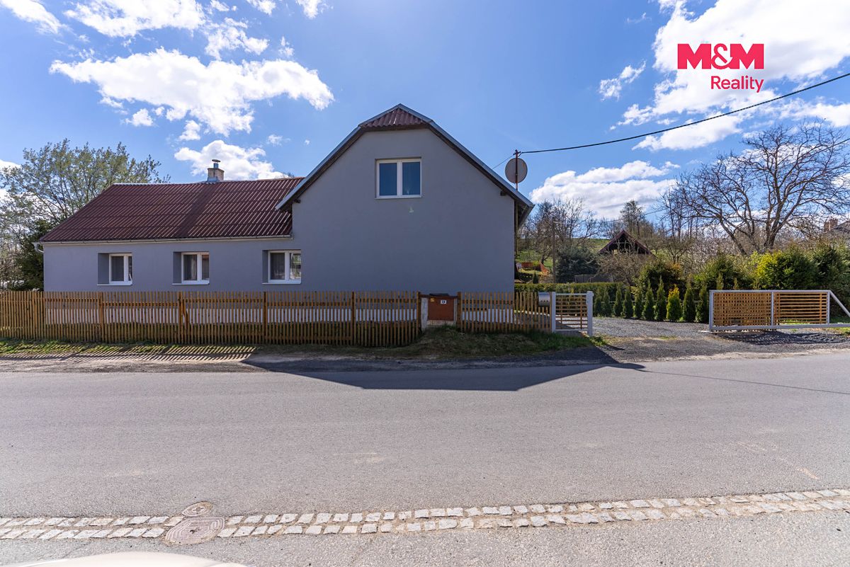 Prodej rodinného domu 115 m², pozemek 605 m² – fotografie 2
