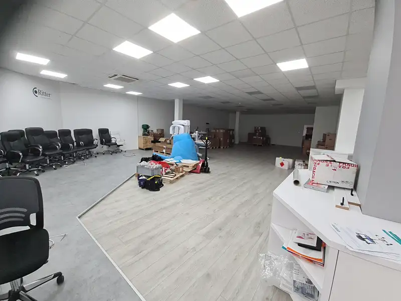 Pronájem skladového prostoru 288 m², Praha – náhled fotky 2