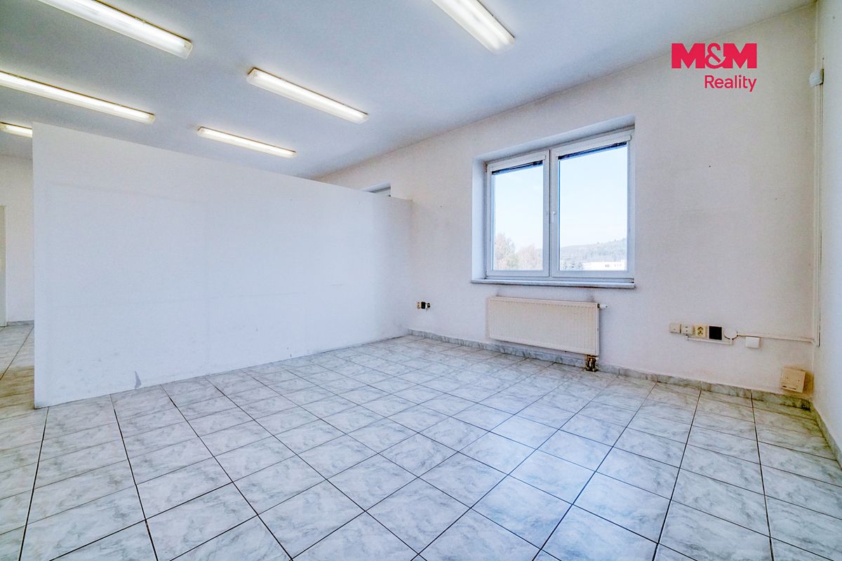 Pronájem kanceláře 80 m² – fotografie 3