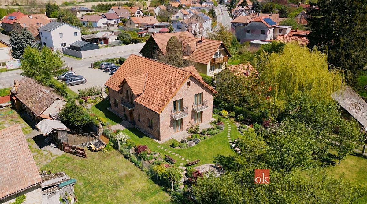 Prodej stavebního pozemku 2219 m² – fotografie 3