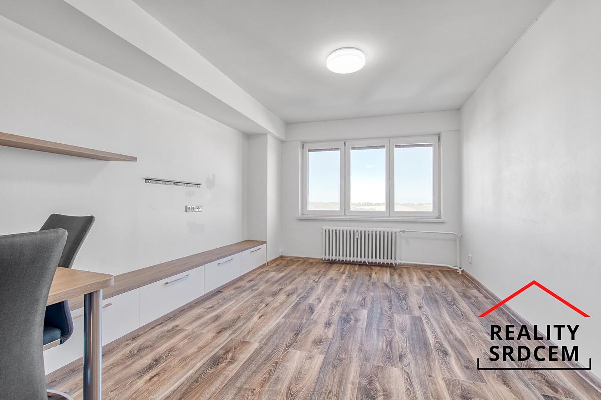 Pronájem bytu 2+kk 42 m² – fotografie 4