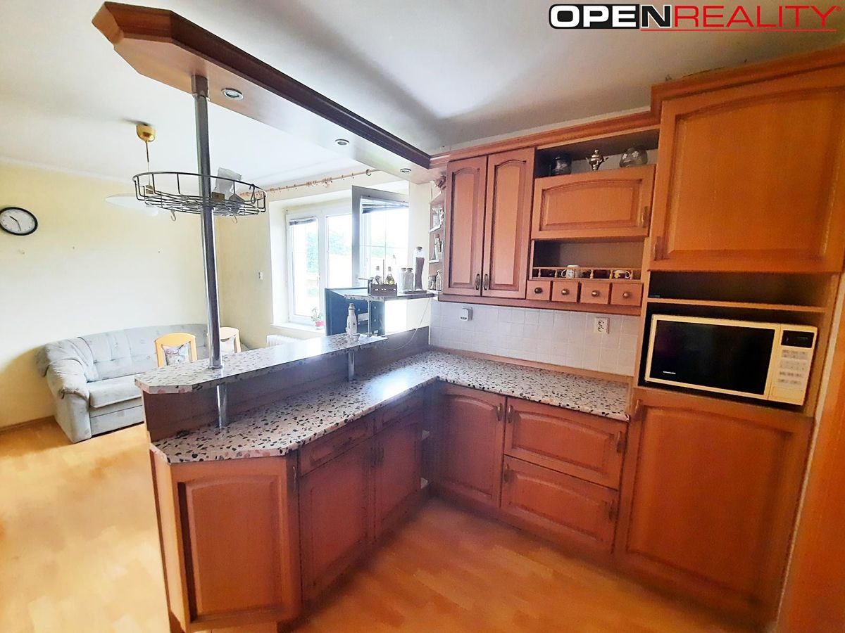 Pronájem rodinného domu 120 m², pozemek 1198 m²