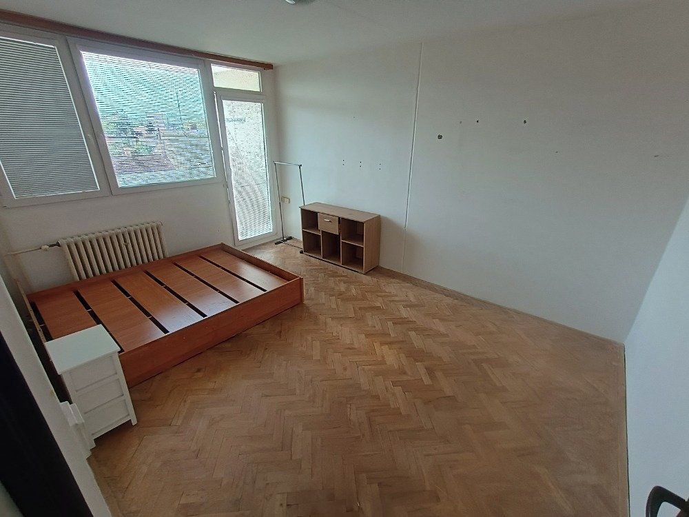 Pronájem bytu 2+1 70 m² – fotografie 5