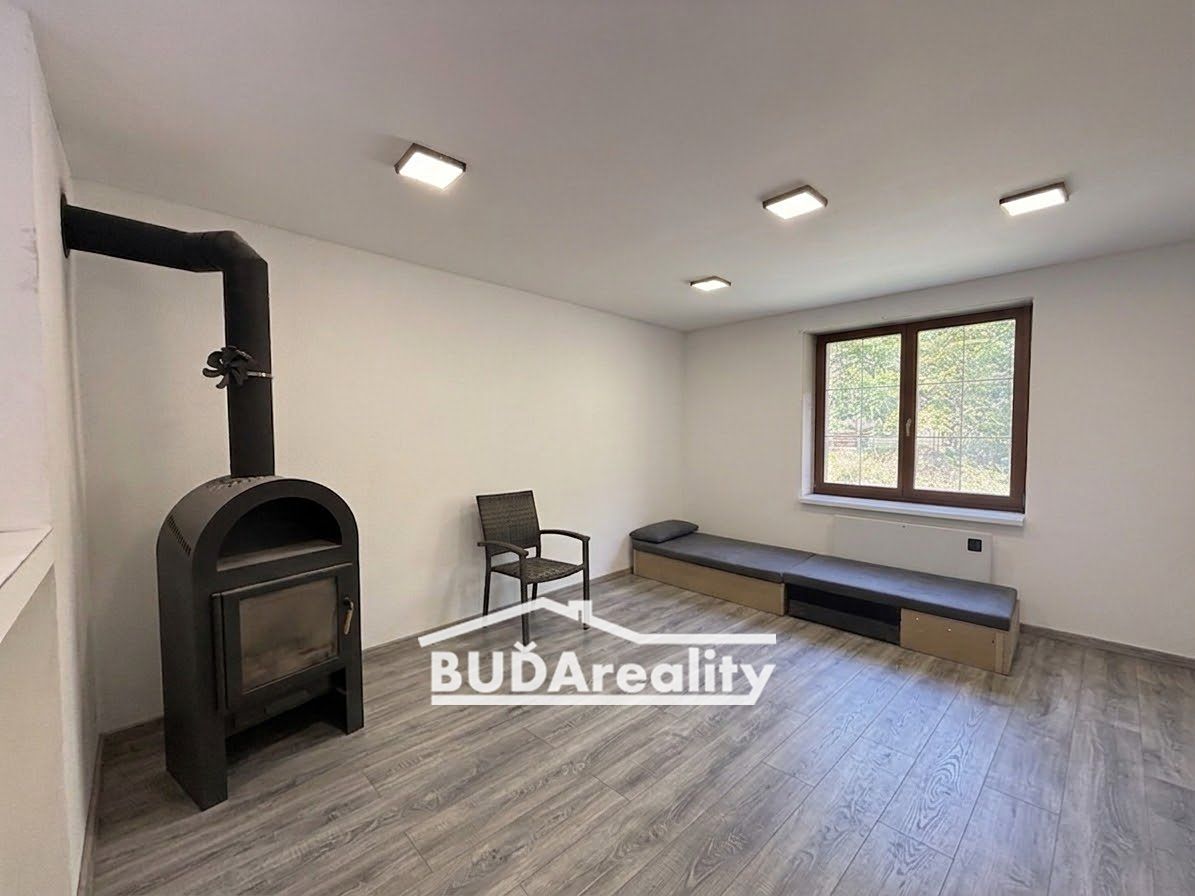 Prodej rodinného domu 70 m², pozemek 459 m² – fotografie 2