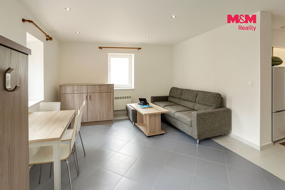 Pronájem bytu 2+kk 50 m² – fotografie 2