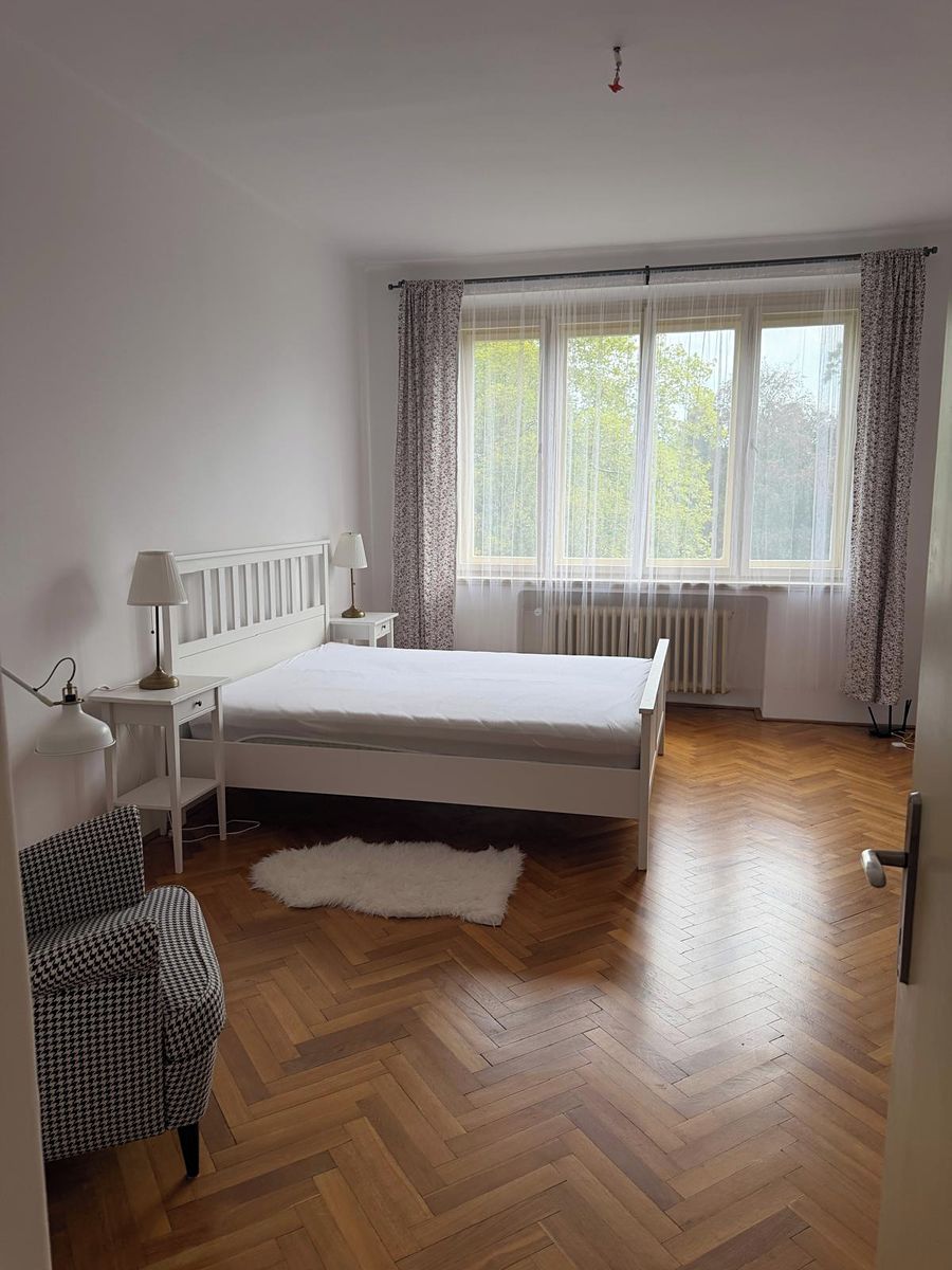 Pronájem bytu 2+1 72 m² – fotografie 3