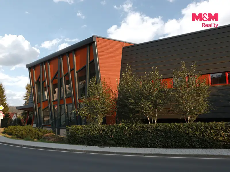 Prodej obchodního prostoru 1076 m², Okrouhlo – náhled fotky 2