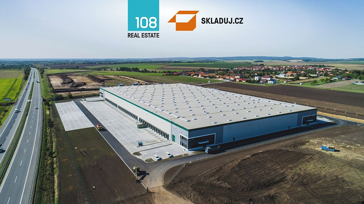 Pronájem skladového prostoru 4612 m² – fotografie 2