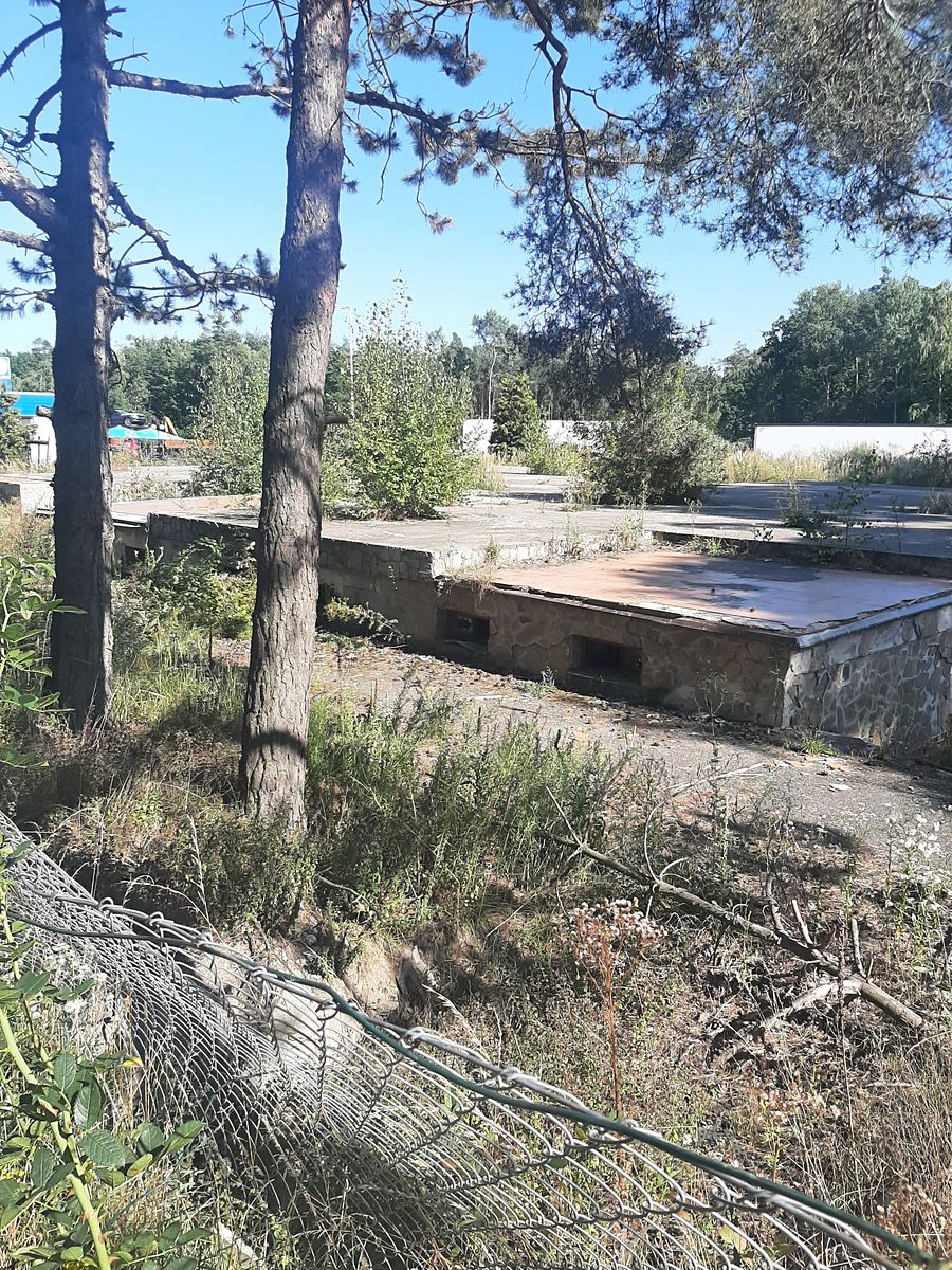 Prodej komerčního pozemku 3834 m², Hlavenec – fotka 1 z 3