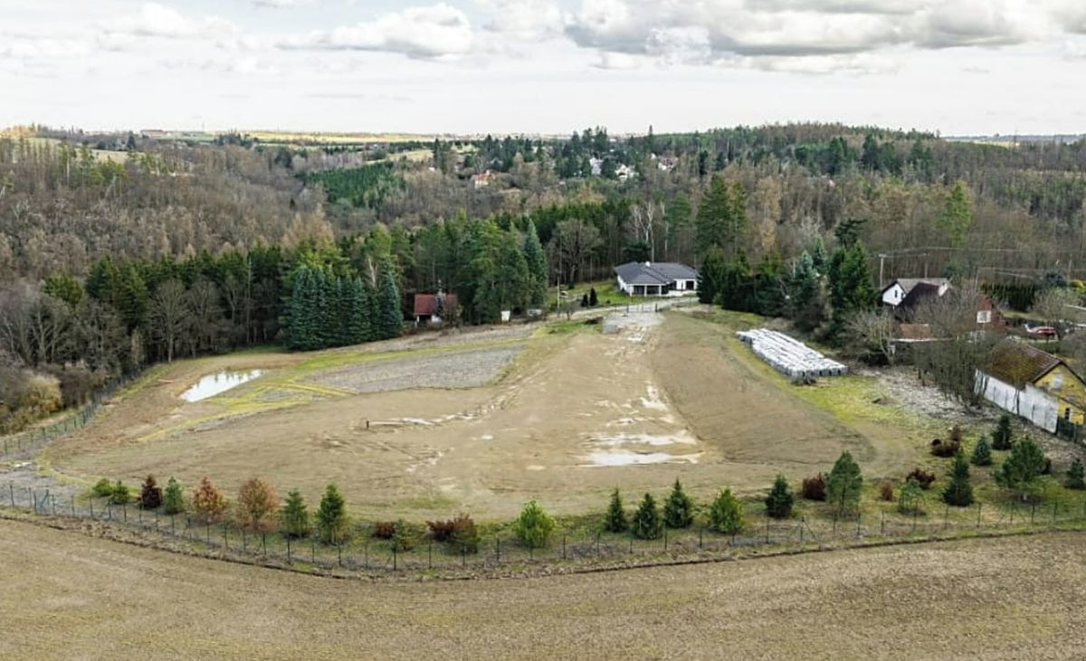 Prodej stavebního pozemku 12776 m² – fotografie 3