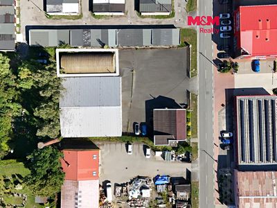 Pronájem kanceláře 180 m²
