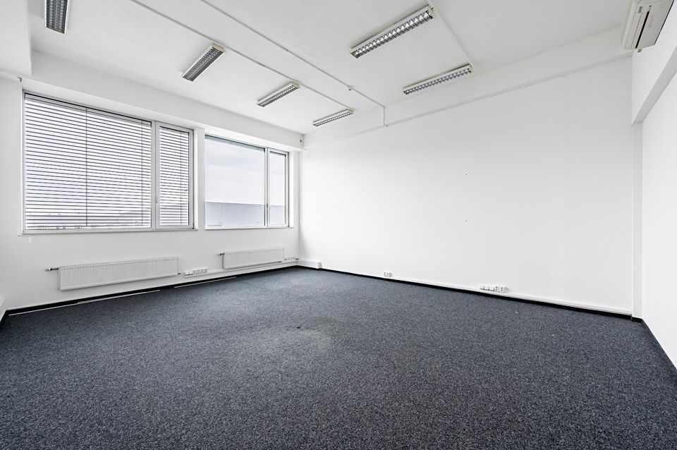 Pronájem kanceláře 90 m²