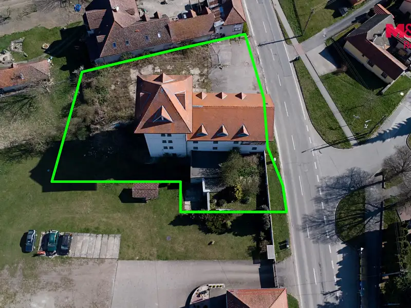 Prodej obchodního prostoru 720 m², Brumov-Bylnice – náhled fotky 3