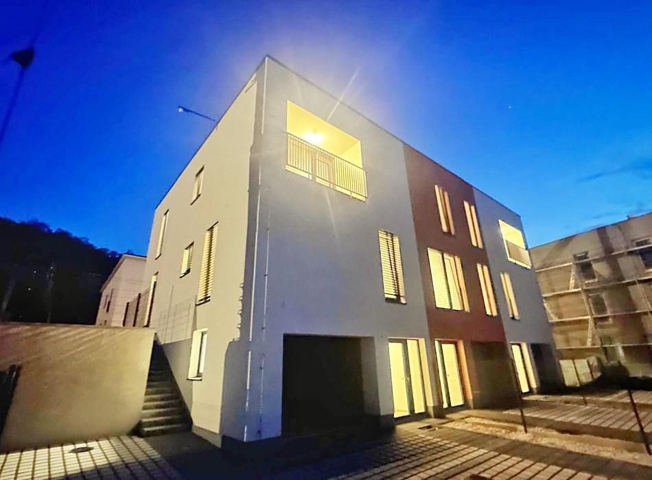 Prodej rodinného domu 152 m², pozemek 224 m² – fotografie 2