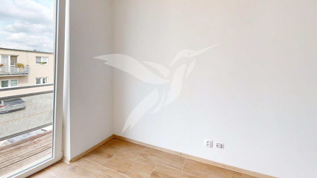 Pronájem bytu 3+kk 70 m² – fotografie 4