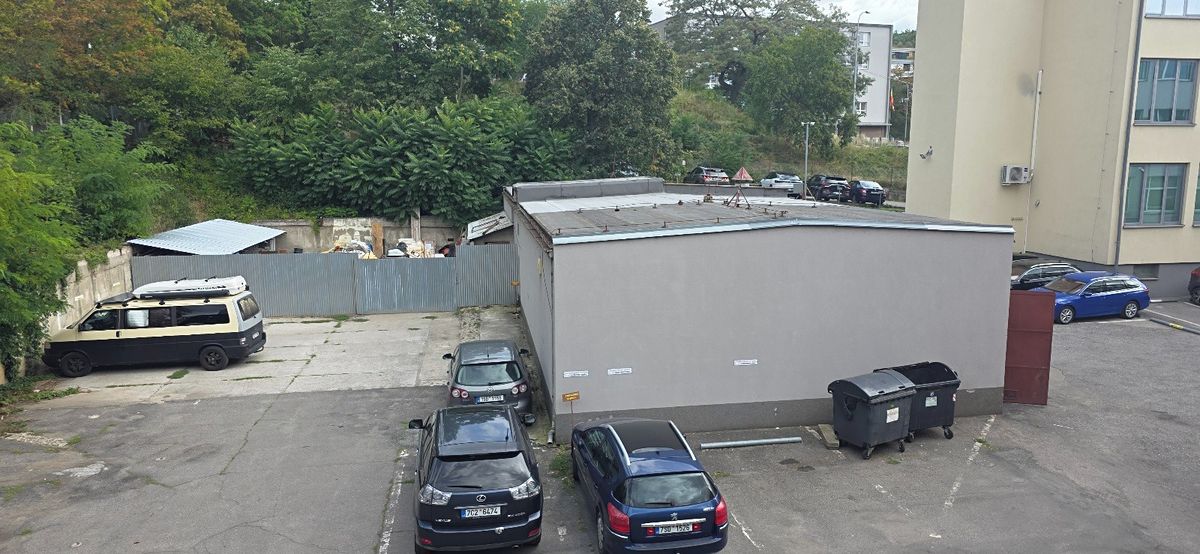Pronájem skladového prostoru 288 m²
