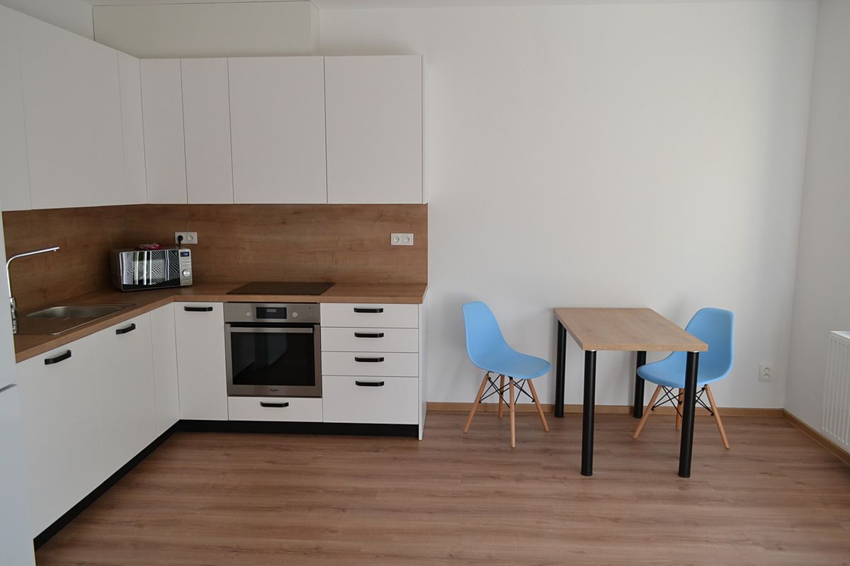 Pronájem bytu 2+kk 52 m² – fotografie 3
