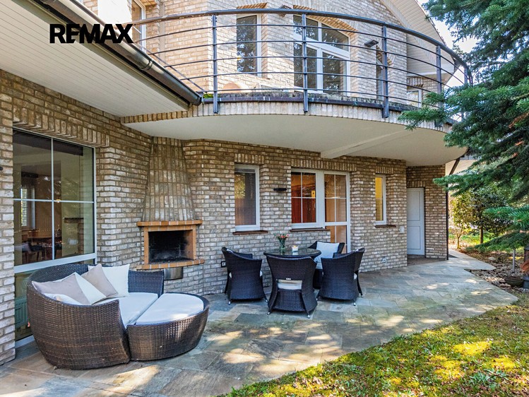 Комерційне приміщення на продаж, 433 м² (1 з 42)
