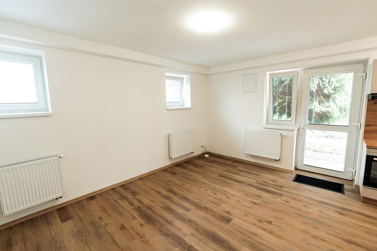 Pronájem bytu 1+kk 30 m²