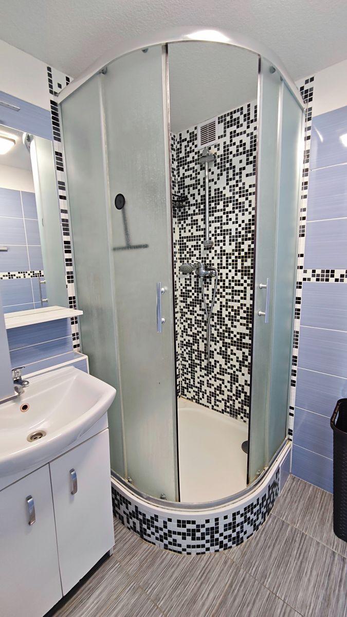 Pronájem bytu 1+1 35 m² – fotografie 4