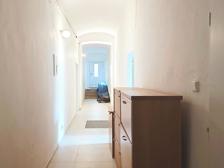 Комерційне приміщення в оренду, 167 м² (17 з 20)