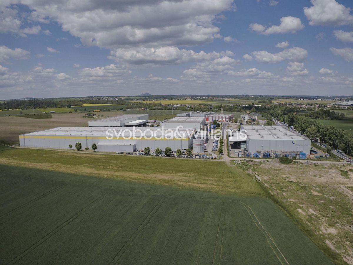 Pronájem výrobní haly, prostoru 3553 m² – fotografie 2
