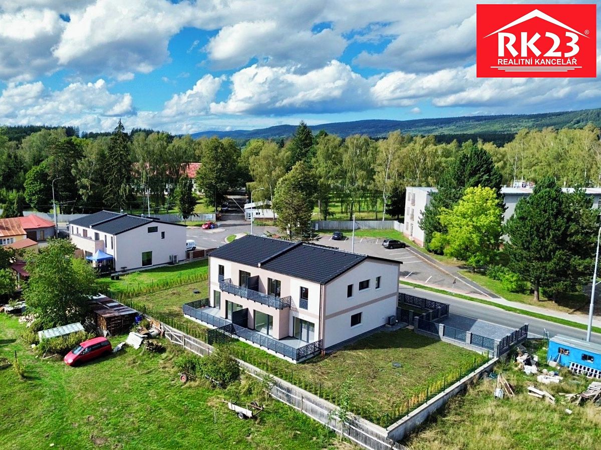 Prodej rodinného domu 200 m², pozemek 510 m² – fotografie 5