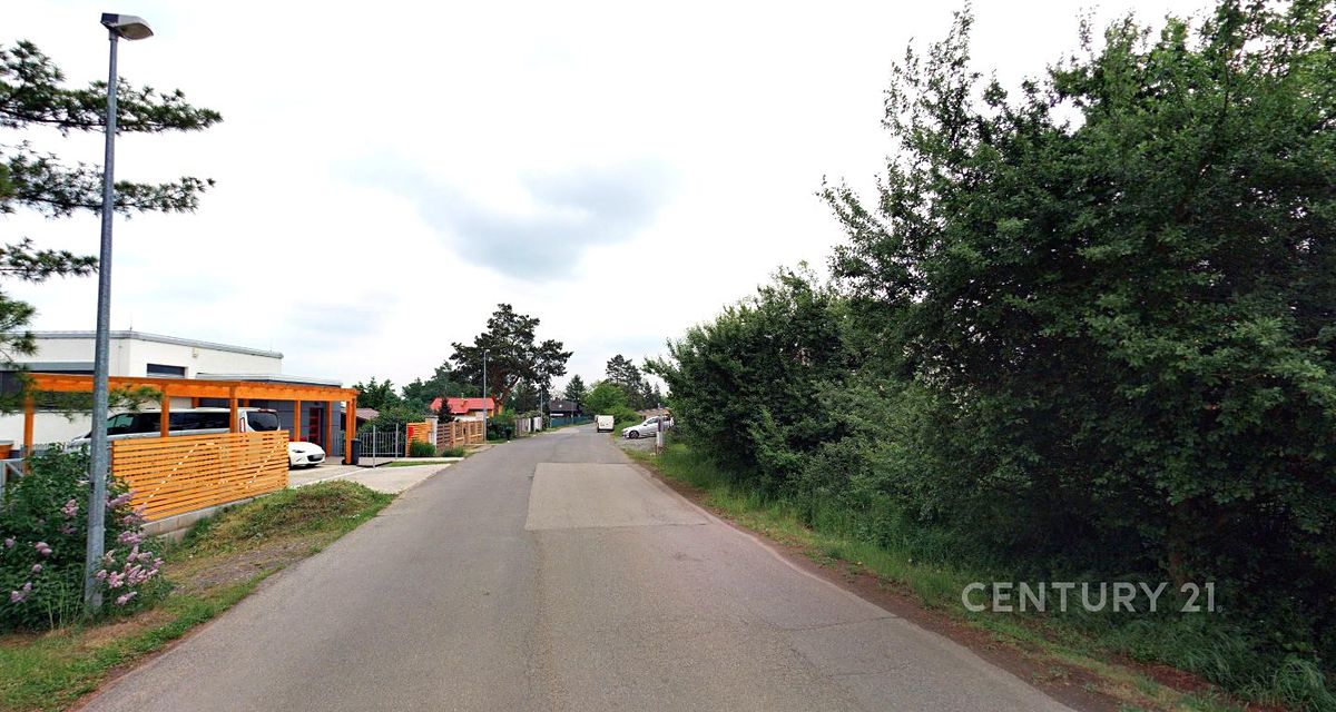 Prodej stavebního pozemku 922 m² – fotografie 4