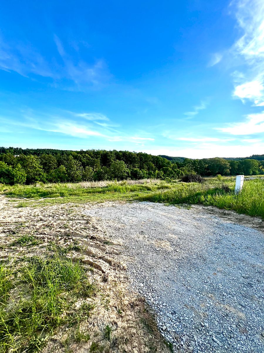 Prodej stavebního pozemku 862 m² – fotografie 2