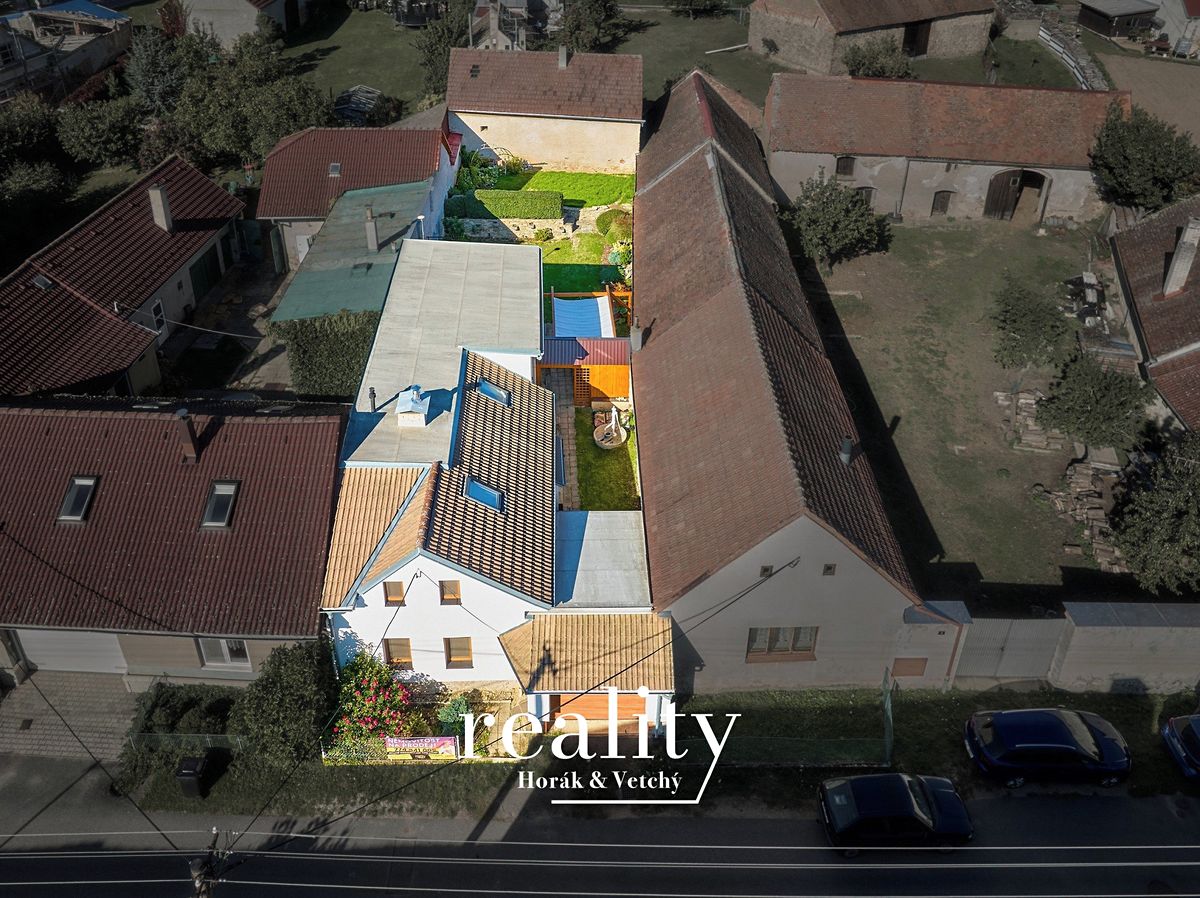Prodej rodinného domu 120 m², pozemek 383 m² – fotografie 4