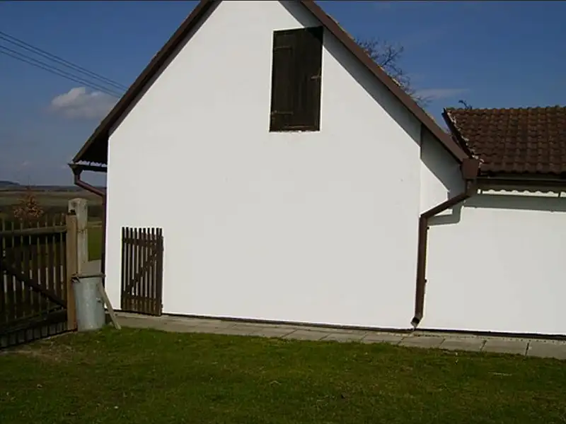 Prodej komerční nemovitosti 77 m², Hlavenec – náhled fotky 2