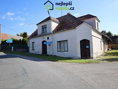 Prodej rodinného domu 100 m², pozemek 826 m²