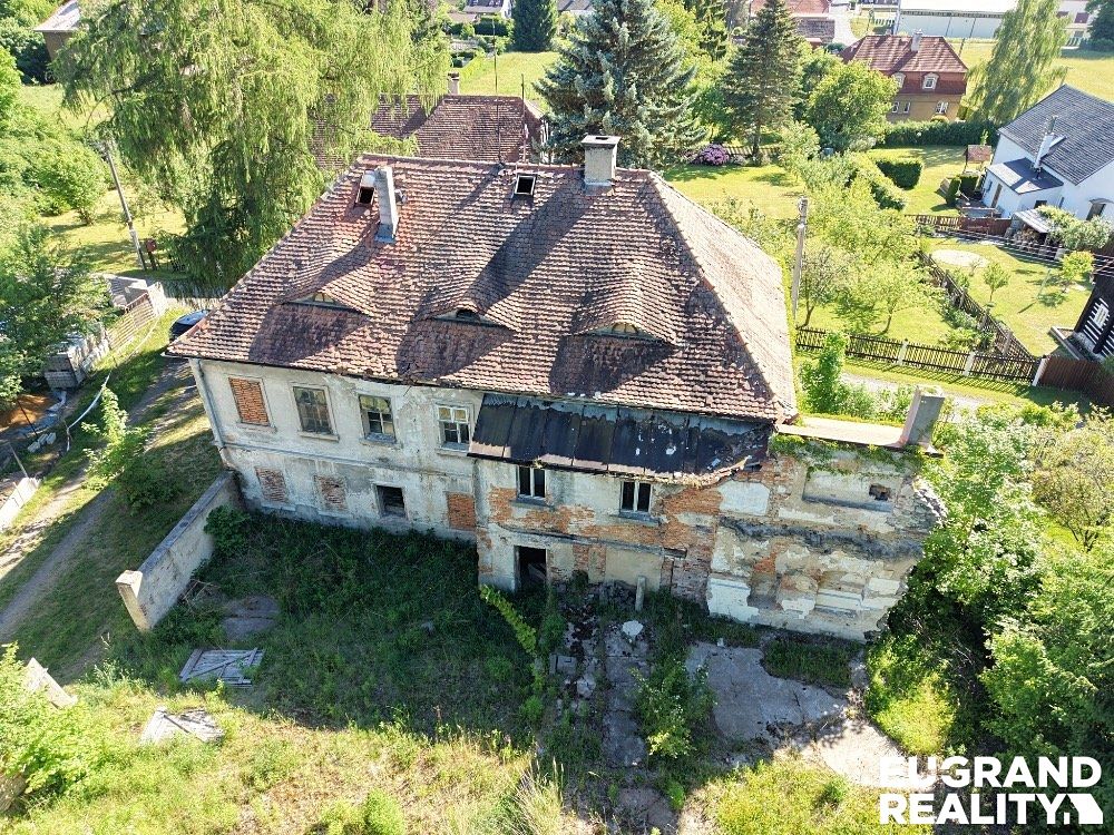 Prodej rodinného domu 510 m², pozemek 1428 m² – fotografie 3