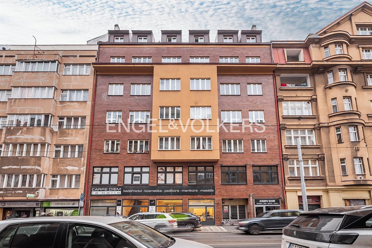 Pronájem obchodního prostoru 130 m²