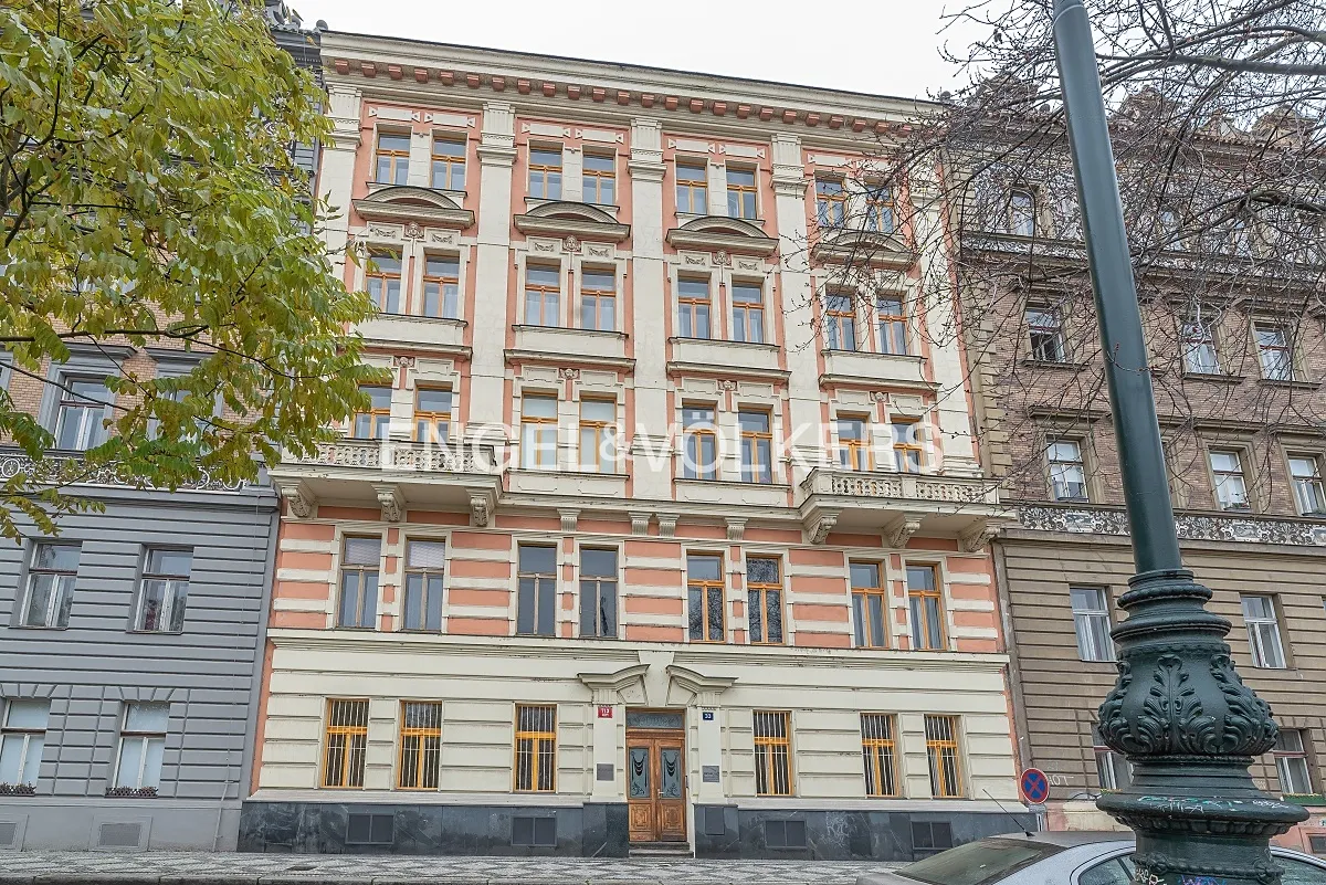 Pronájem kanceláře 77 m²
