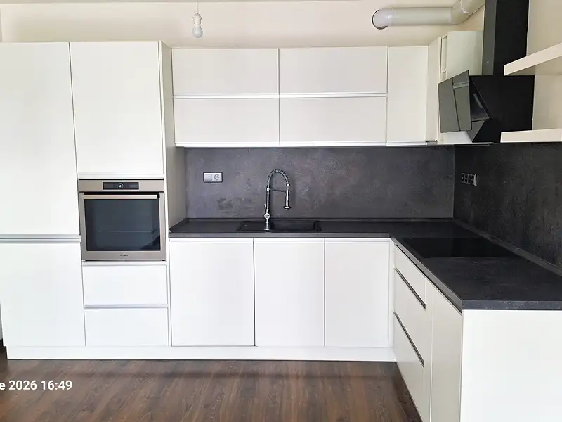 Prodej bytu 2+kk 50 m², Praha – náhled fotky 2