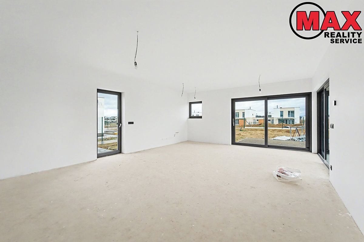 Prodej rodinného domu 216 m², pozemek 821 m² – fotografie 5