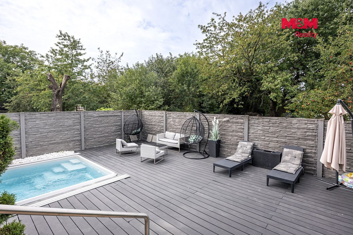 Prodej rodinného domu 280 m², pozemek 510 m² – fotografie 5