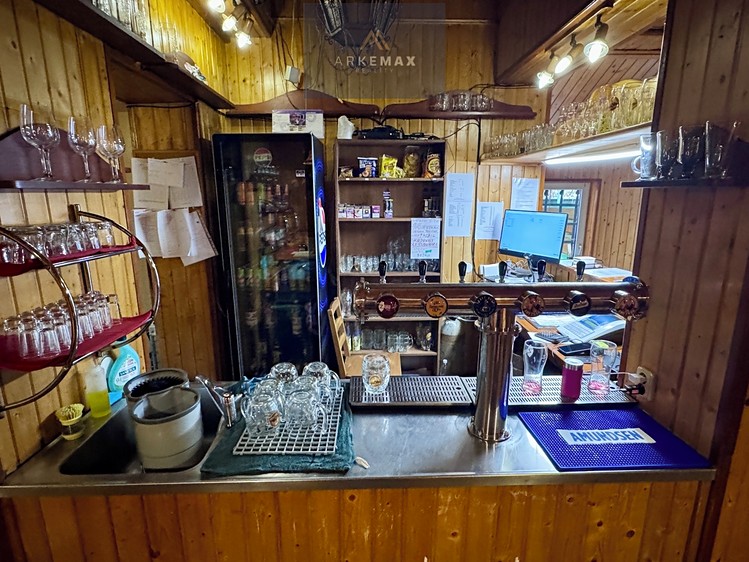 Prodej komerčního prostoru, 160 m² (12 z 19)